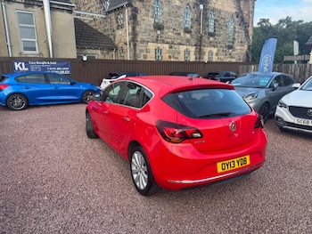 Used Vauxhall Astra 2013 for sale - 76001038: Photo