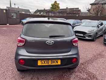 Used Hyundai i10 2018 for sale - 77497401: Photo