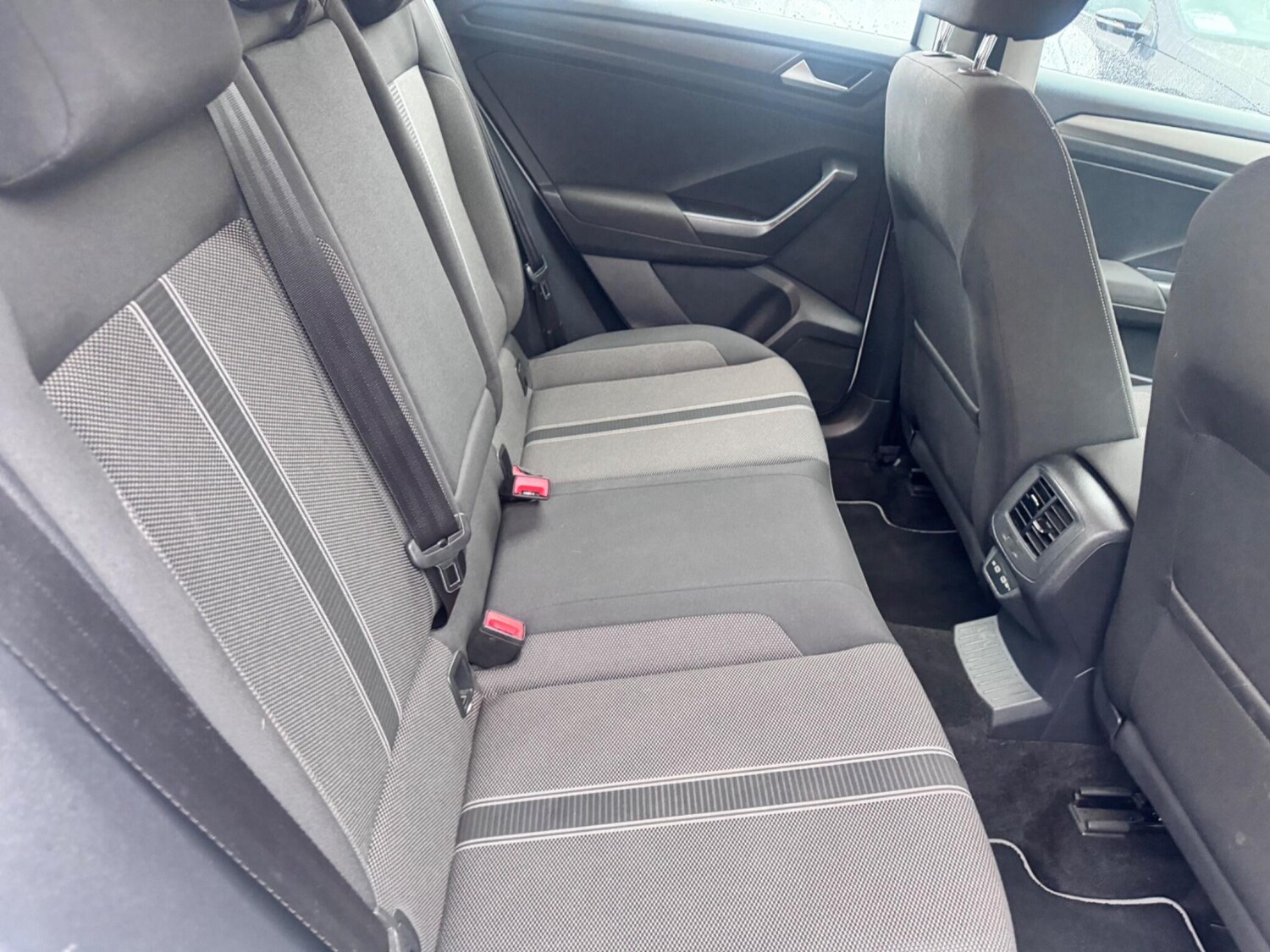 Used Volkswagen T-Roc for sale - 77909667: Photo 18