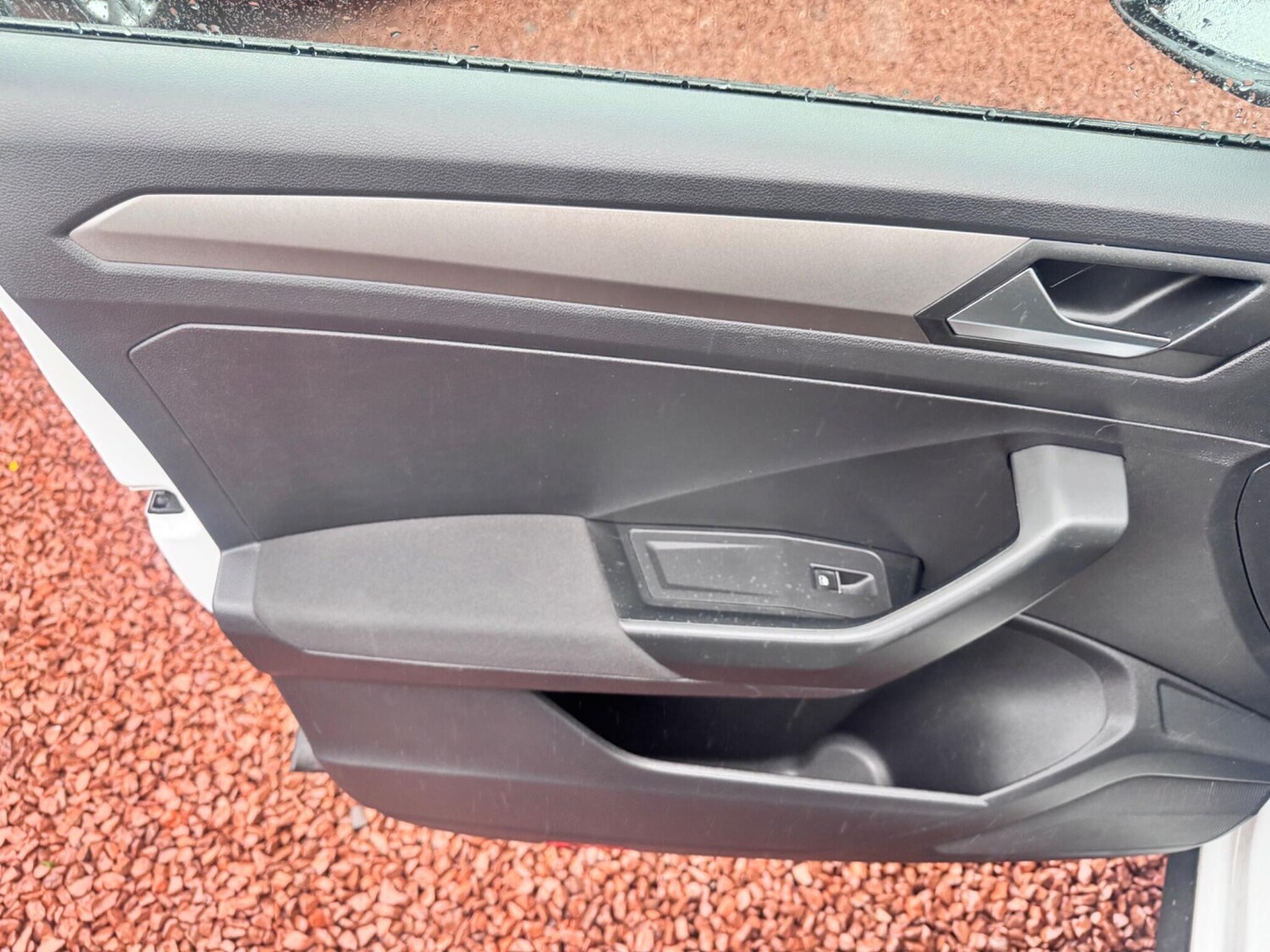 Used Volkswagen T-Roc for sale - 77909667: Photo 24