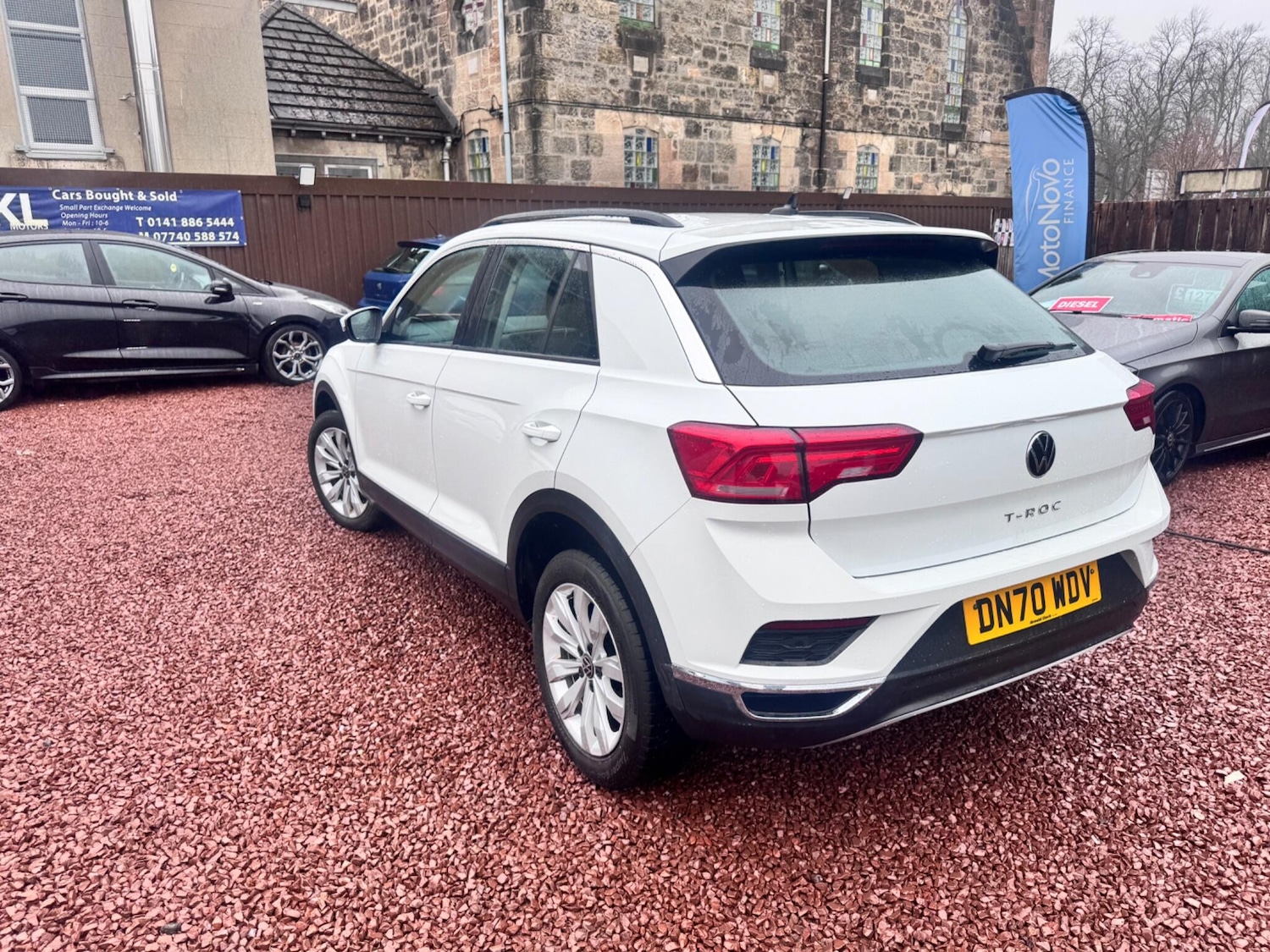 Used Volkswagen T-Roc for sale - 77909667: Photo 4