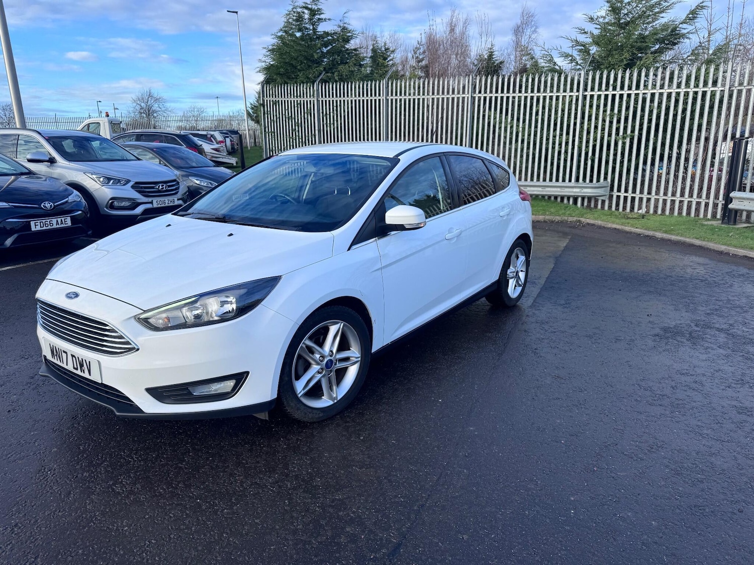 Used Ford Focus 2017 for sale - 77131418: Photo 2