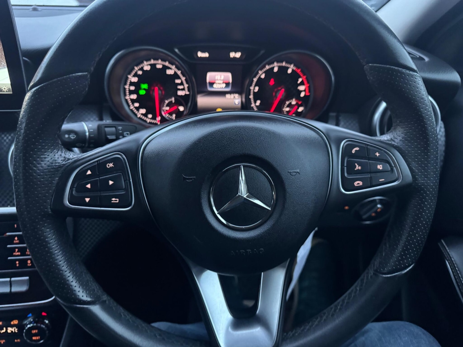 Used Mercedes-Benz A-Class 2017 for sale - 76370523: Photo 37