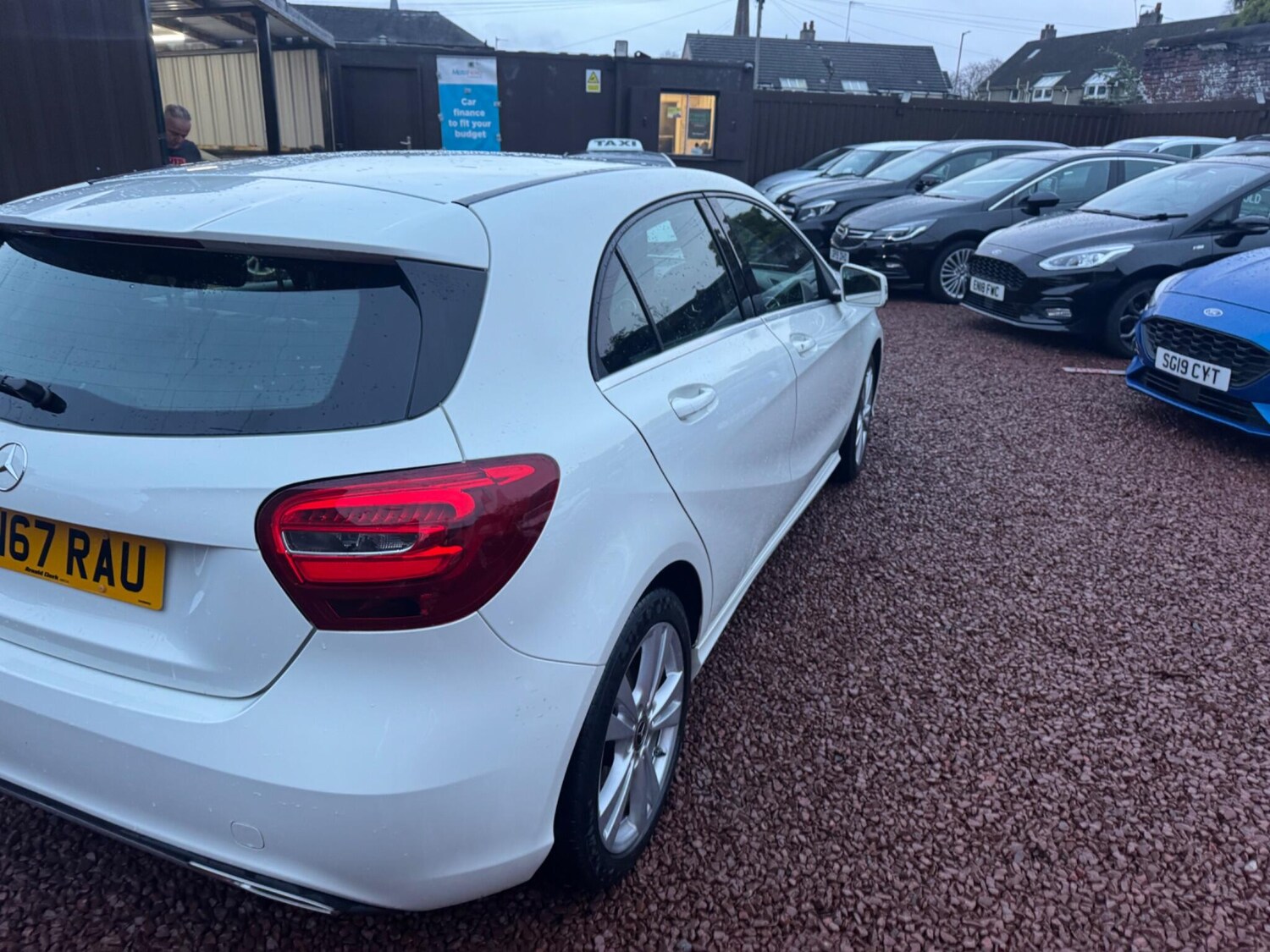 Used Mercedes-Benz A-Class 2017 for sale - 76370523: Photo 5