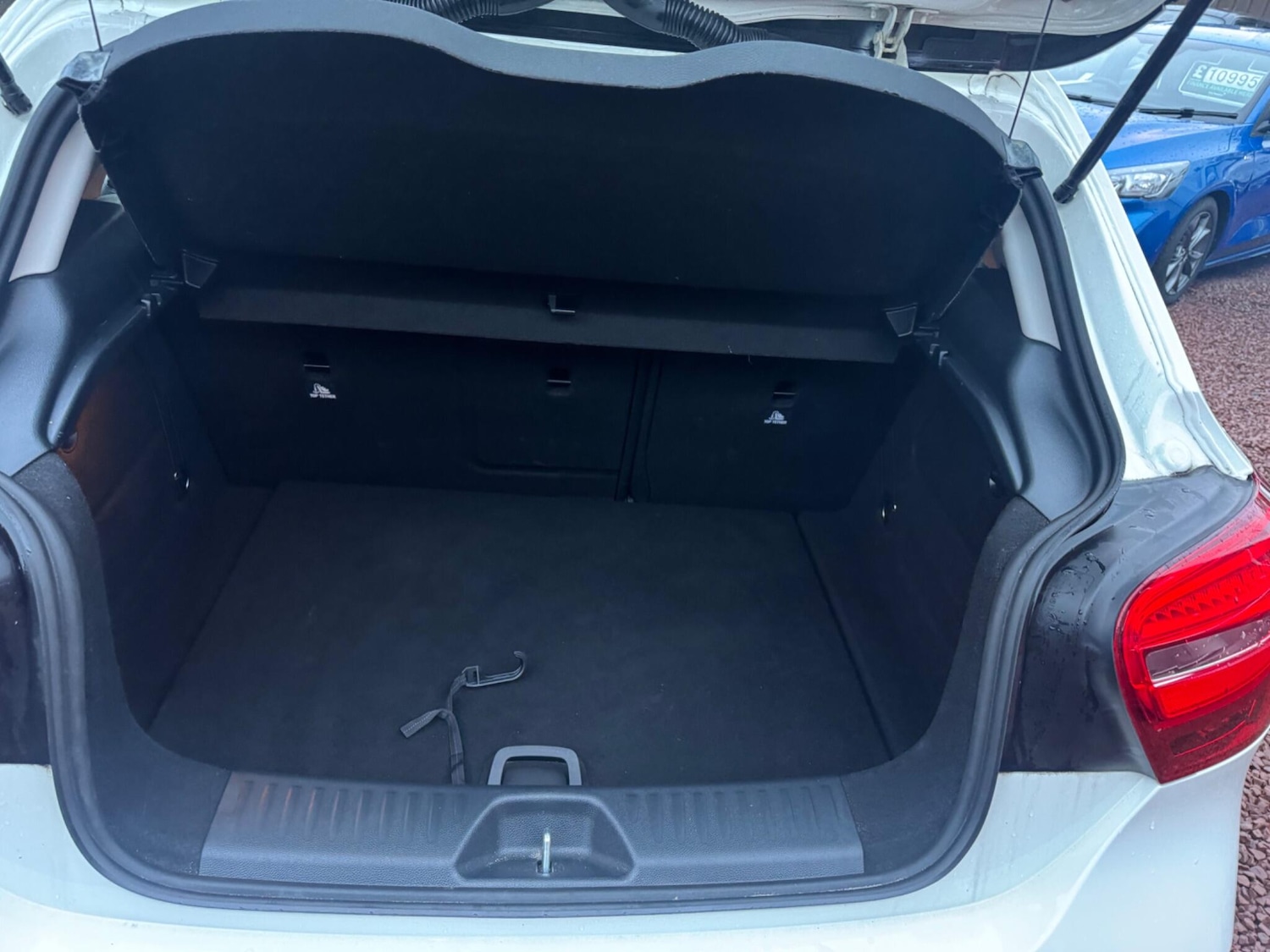 Used Mercedes-Benz A-Class 2017 for sale - 76370523: Photo 9