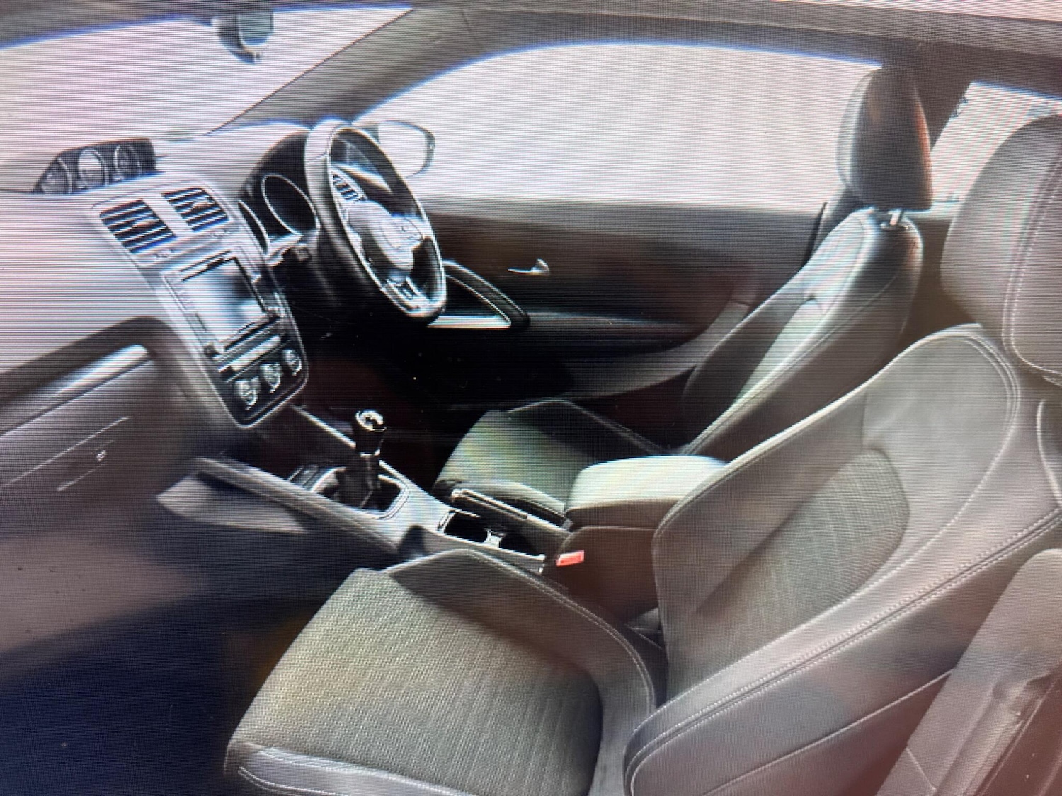 Used Volkswagen Scirocco for sale - 77768383: Photo 2