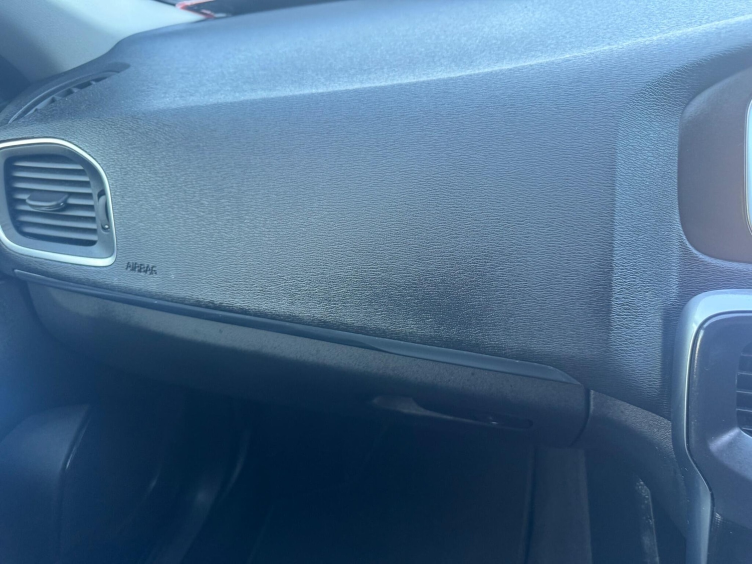 Used Volvo V40 2017 for sale - 76085253: Photo 29