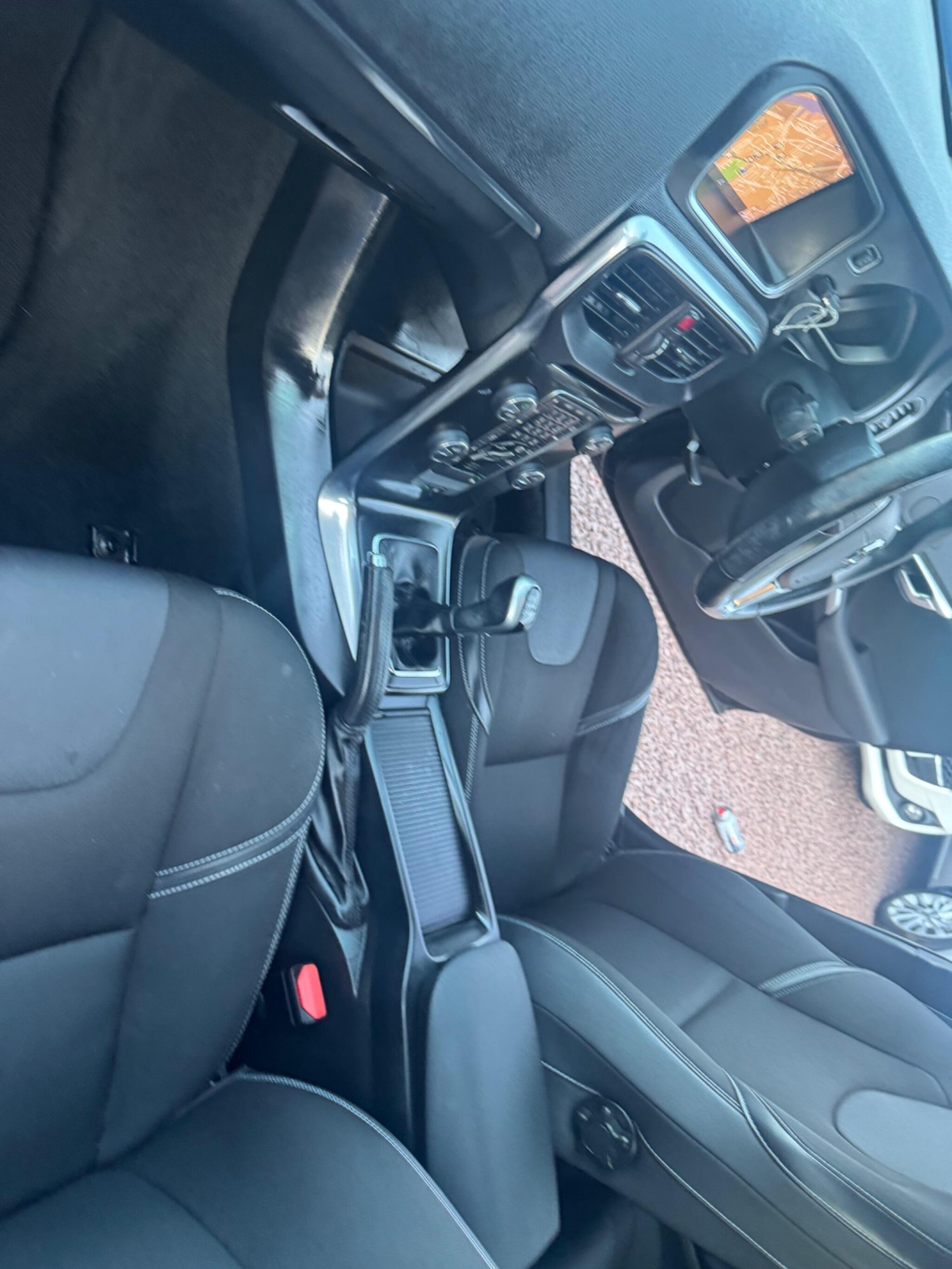 Used Volvo V40 2017 for sale - 76085253: Photo 41