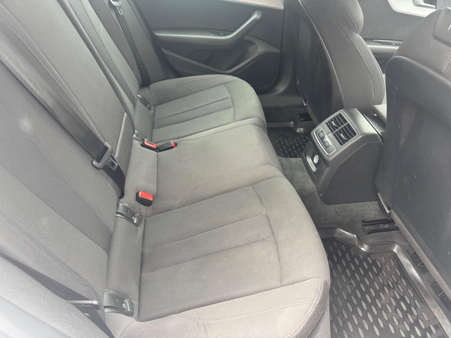 Used Audi A4 2016 for sale - 76158746: Photo 31