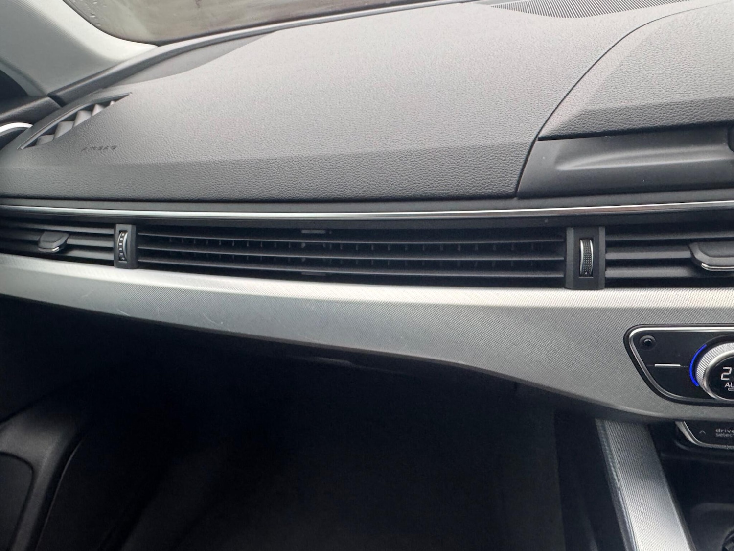 Used Audi A4 2016 for sale - 76158746: Photo 8