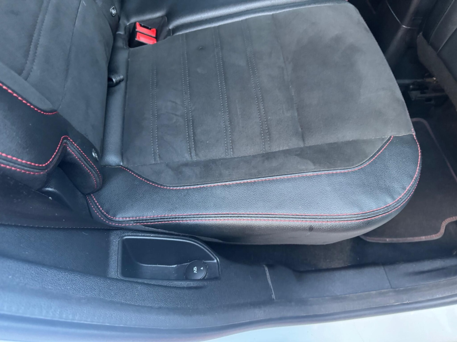 Used Ford Ecosport 2019 for sale - 76992068: Photo 22