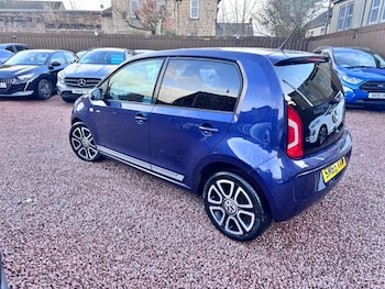 Used Volkswagen up! 2015 for sale - 77646748: Photo