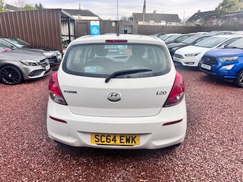 Used Hyundai i20 2014 for sale - 77754012: Photo