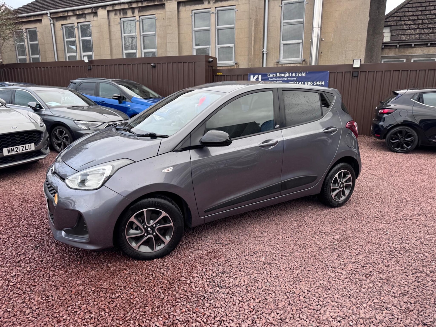 Used Hyundai i10 2018 for sale - 77387560: Photo 3