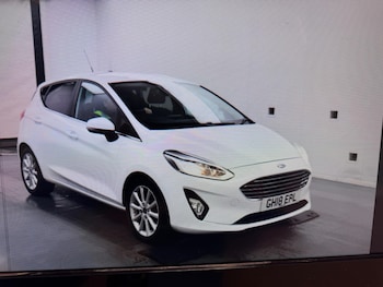 2018 (18) - 1.0 EcoBoost Titanium 5dr