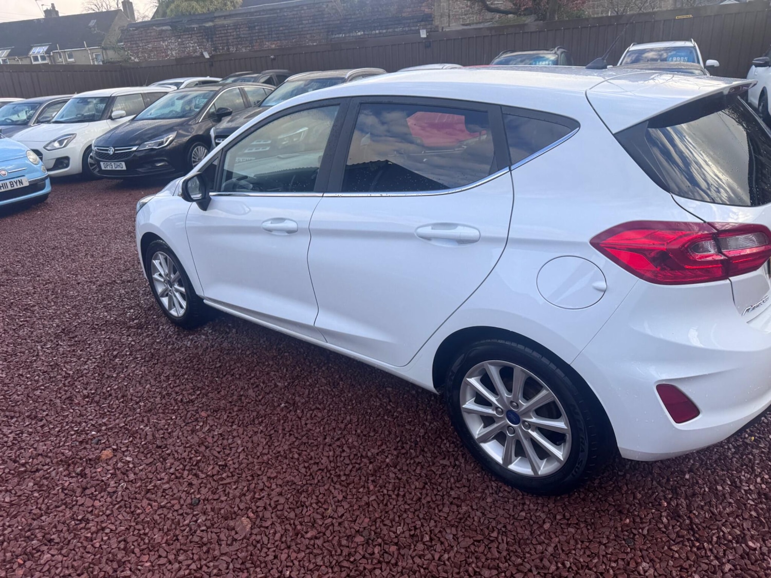 Used Ford Fiesta 2018 for sale - 76735196: Photo 3
