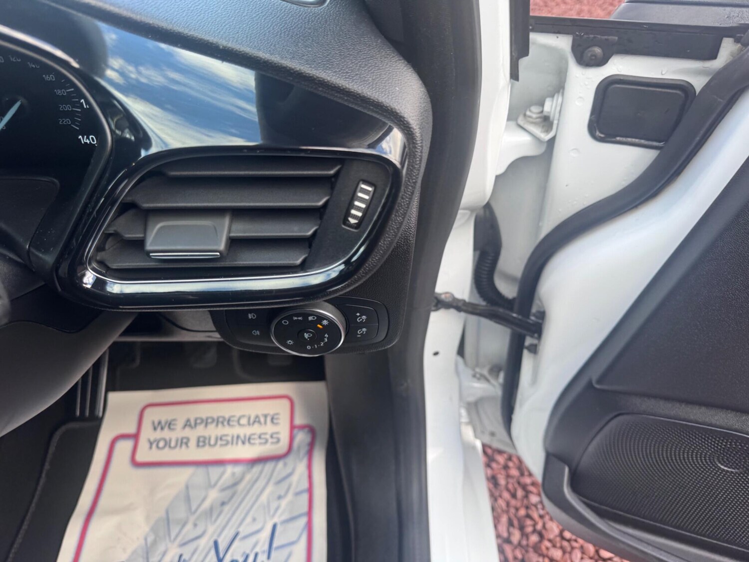 Used Ford Fiesta 2018 for sale - 76735196: Photo 35