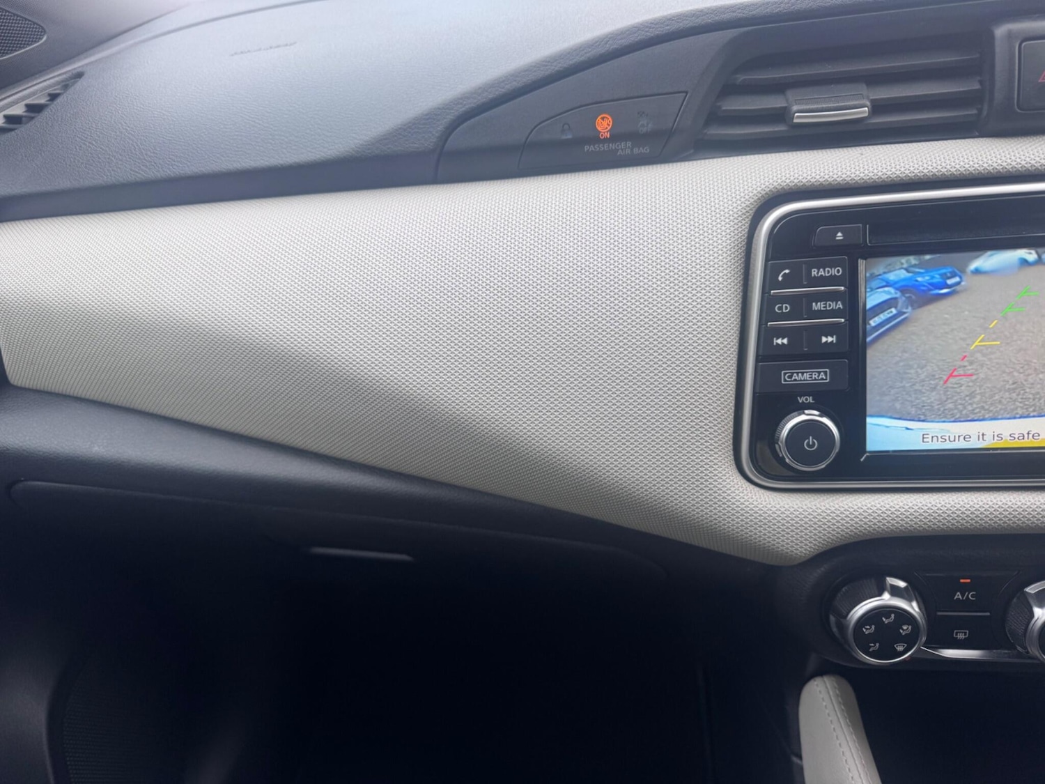 Used Nissan Micra 2018 for sale - 76997597: Photo 32