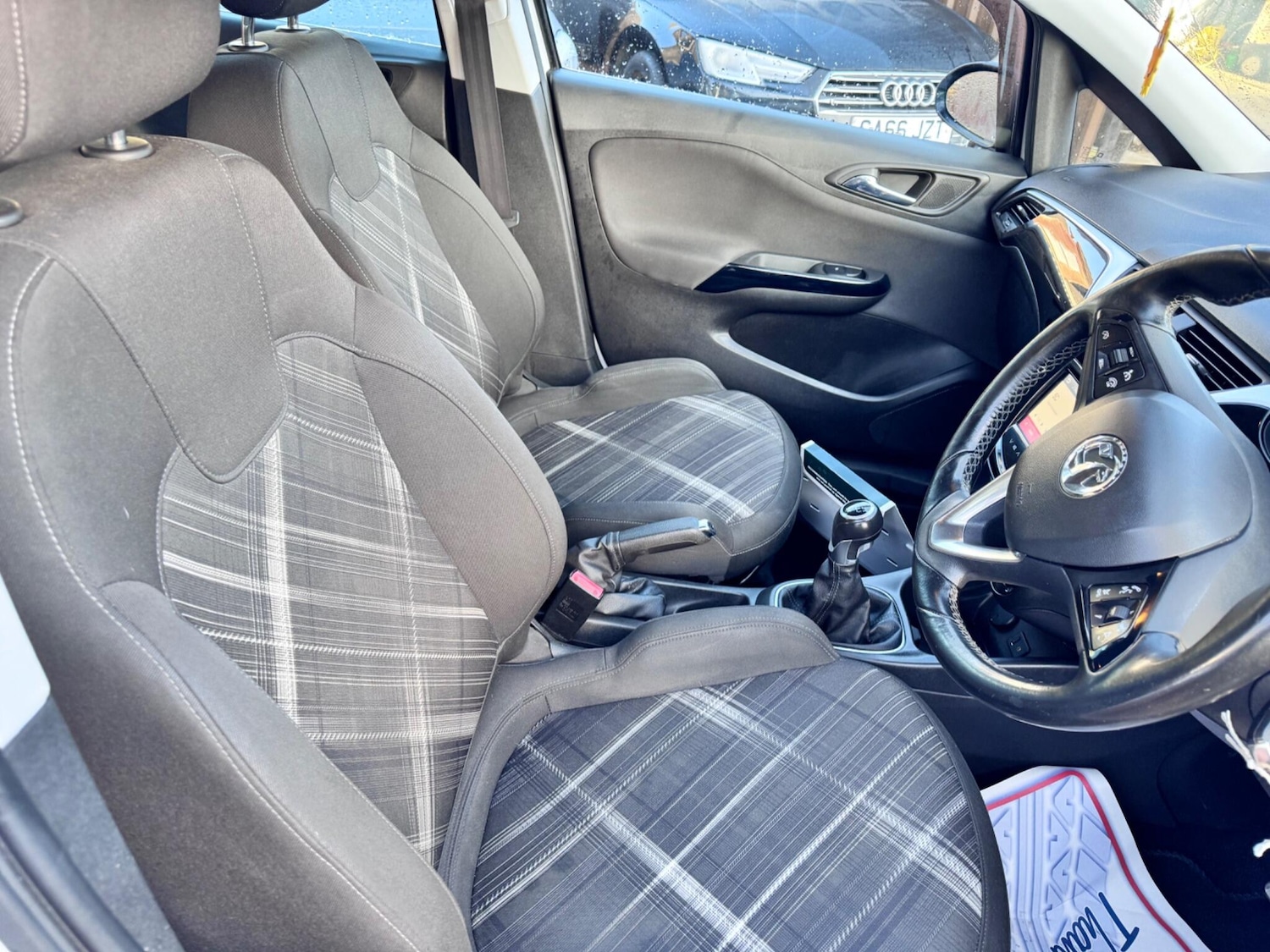 Used Vauxhall Corsa 2015 for sale - 77670550: Photo 15