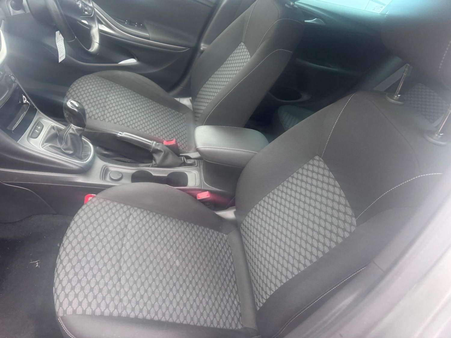 Used Vauxhall Astra 2017 for sale - 76659362: Photo 31