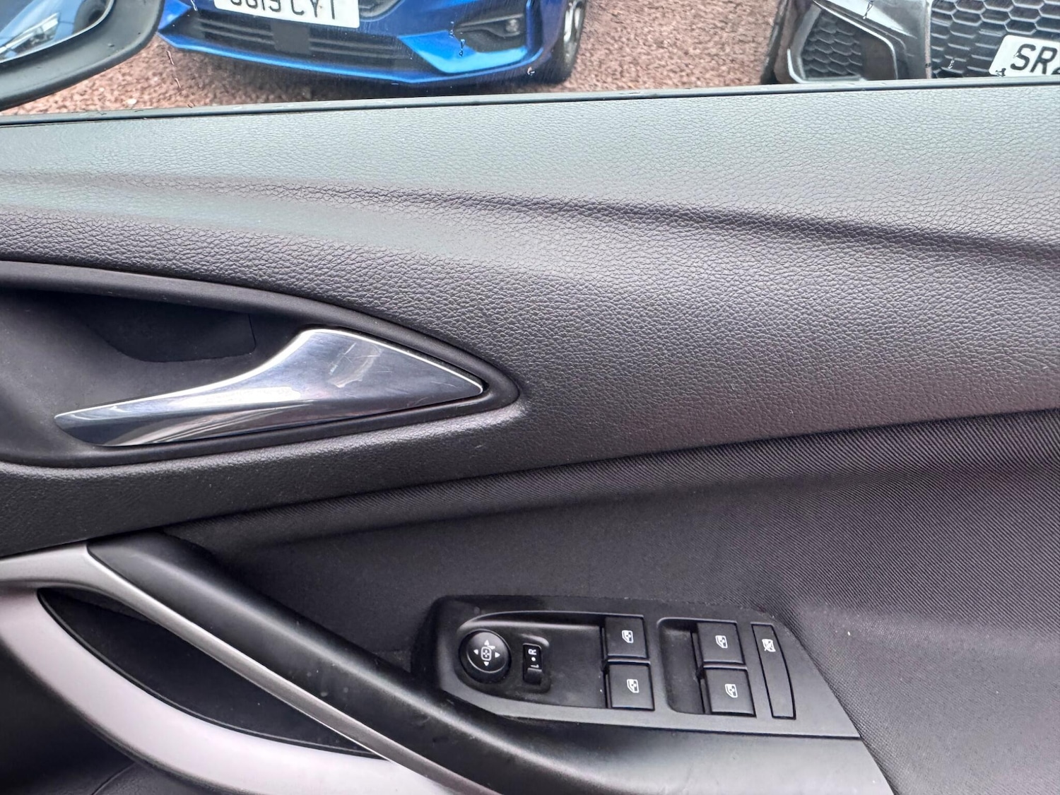 Used Vauxhall Astra 2017 for sale - 76659362: Photo 35