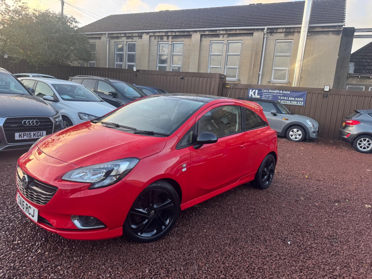 Used Vauxhall Corsa 2016 for sale - 77230508: Photo 2