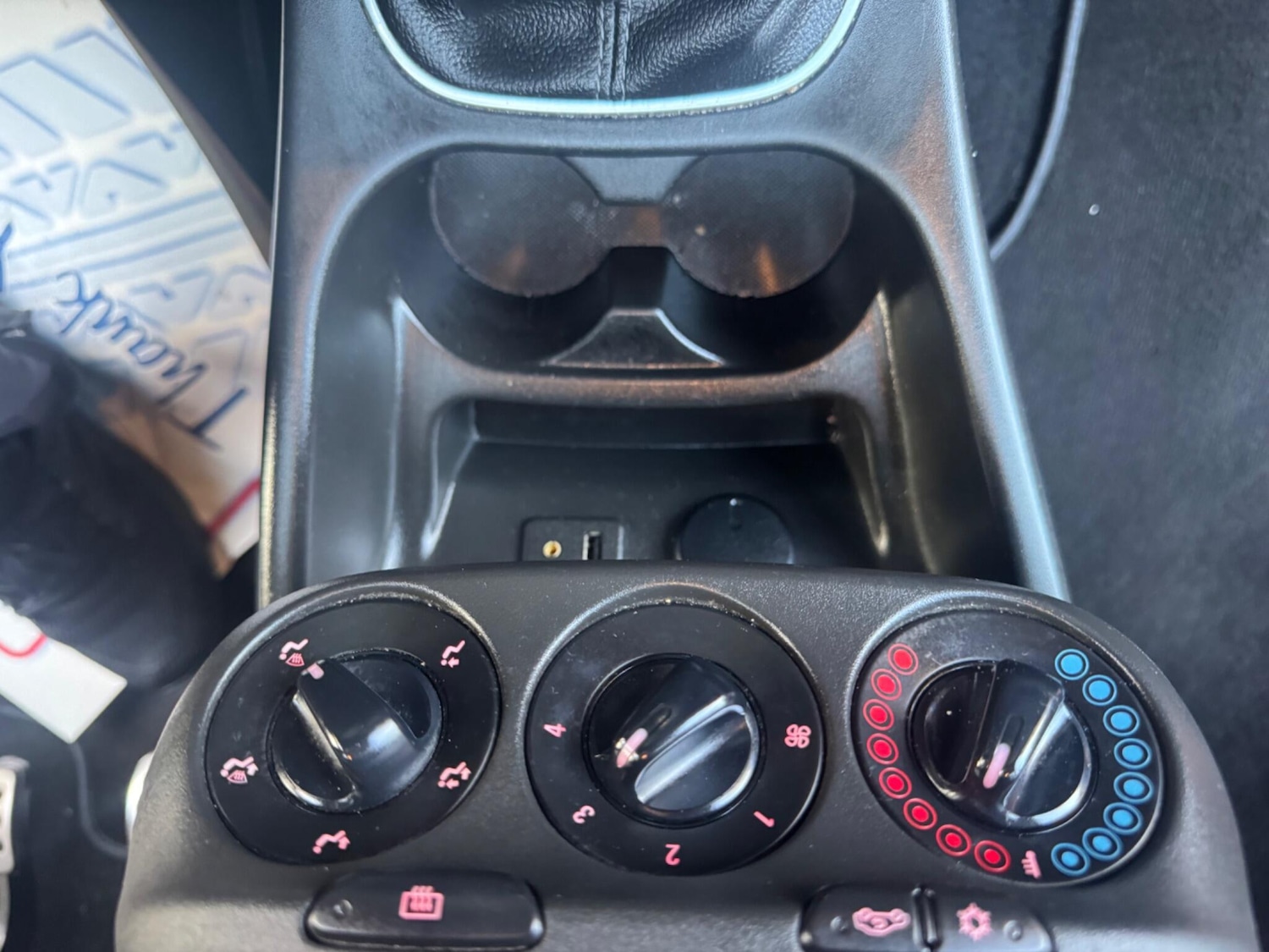 Used Vauxhall Corsa 2016 for sale - 77230508: Photo 29