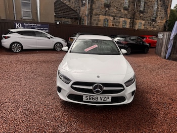 Used Mercedes-Benz A-Class 2019 for sale - 79361295: Photo