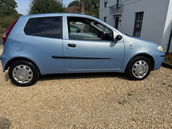 Used Fiat Punto 2005 for sale - 75546318: Photo