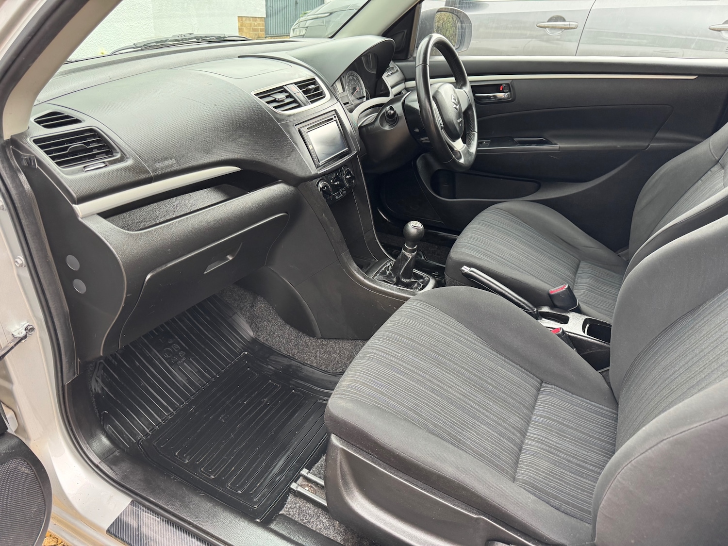 Used Suzuki Swift 2015 for sale - 77804913: Photo 22