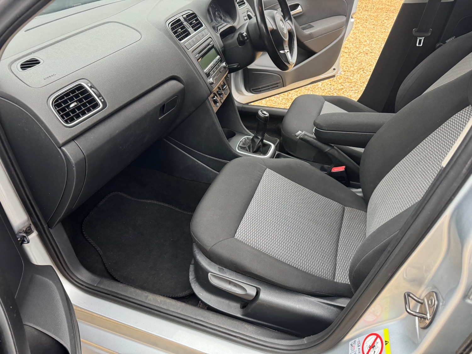 Used Volkswagen Polo 2011 for sale - 77327187: Photo 13