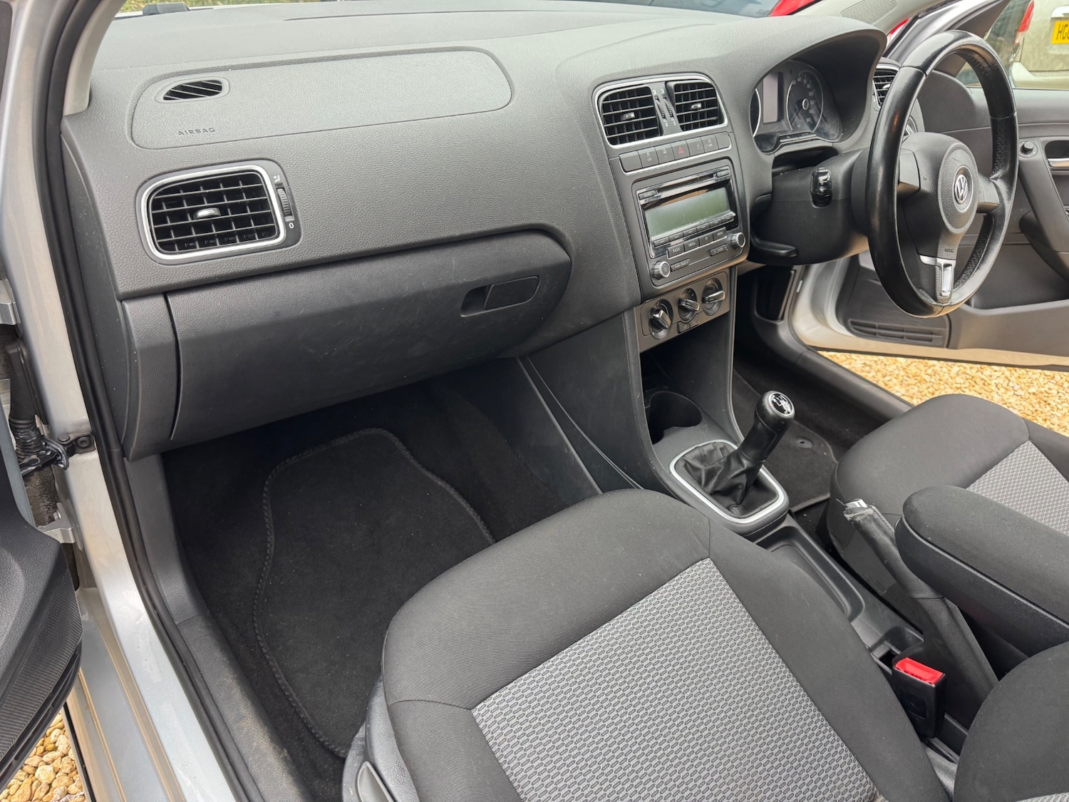 Used Volkswagen Polo 2011 for sale - 77327187: Photo 14