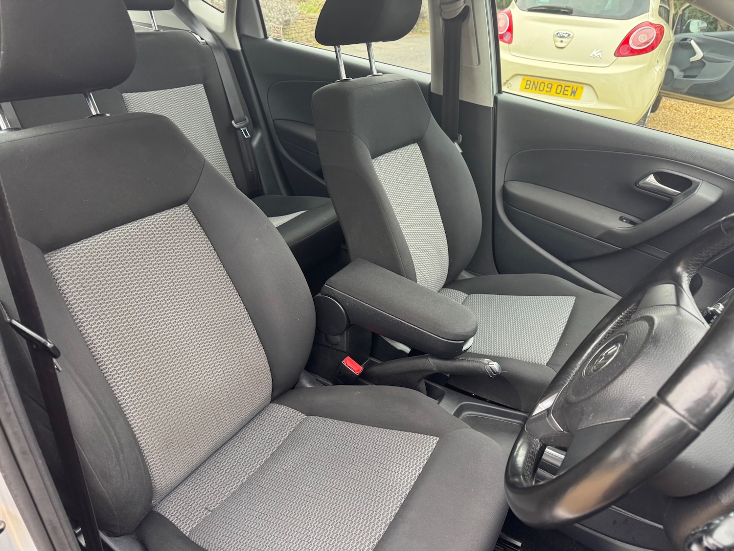 Used Volkswagen Polo 2011 for sale - 77327187: Photo 8