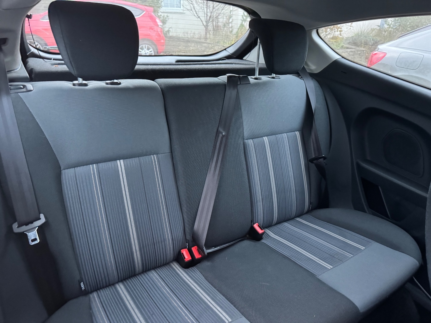 Used Ford Fiesta 2010 for sale - 76580961: Photo 9