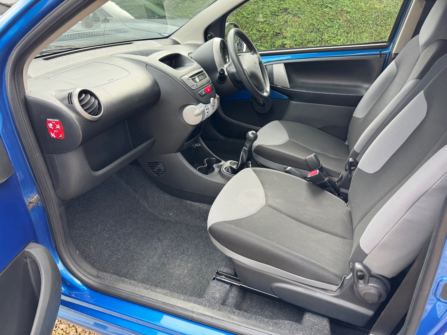 Used Peugeot 107 2012 for sale - 76385139: Photo 10