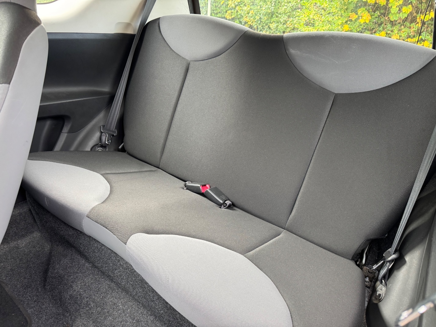 Used Peugeot 107 2012 for sale - 76385139: Photo 9