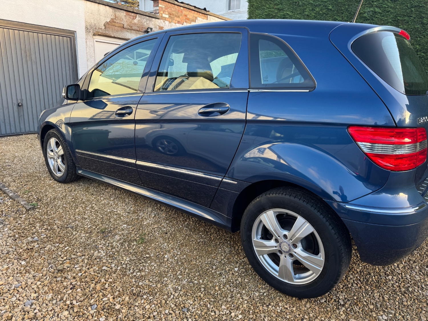 Used Mercedes-Benz B Class 2011 for sale - 76911395: Photo 3