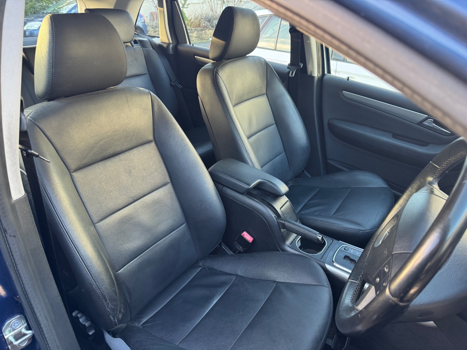 Used Mercedes-Benz B Class 2011 for sale - 76911395: Photo 9