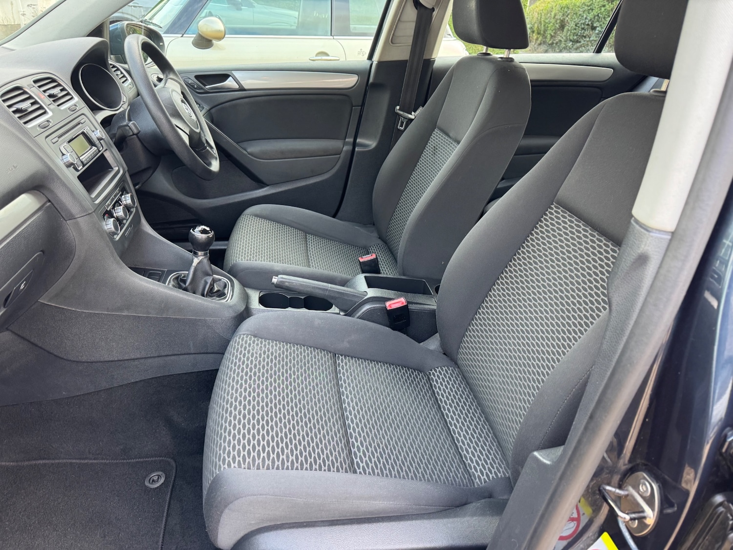 Used Volkswagen Golf 2010 for sale - 77327202: Photo 14