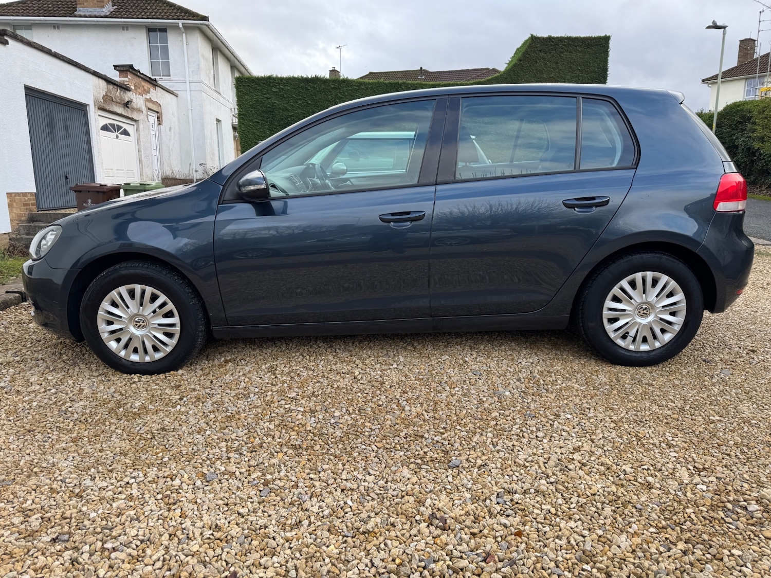 Used Volkswagen Golf 2010 for sale - 77327202: Photo 2