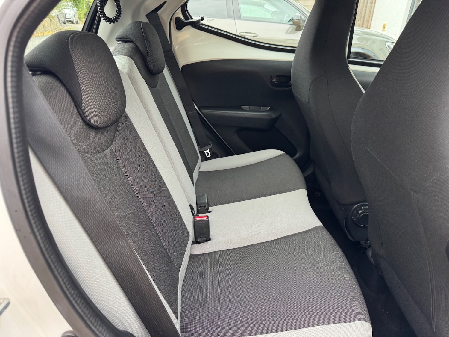 Used Toyota AYGO 2015 for sale - 76454802: Photo 14