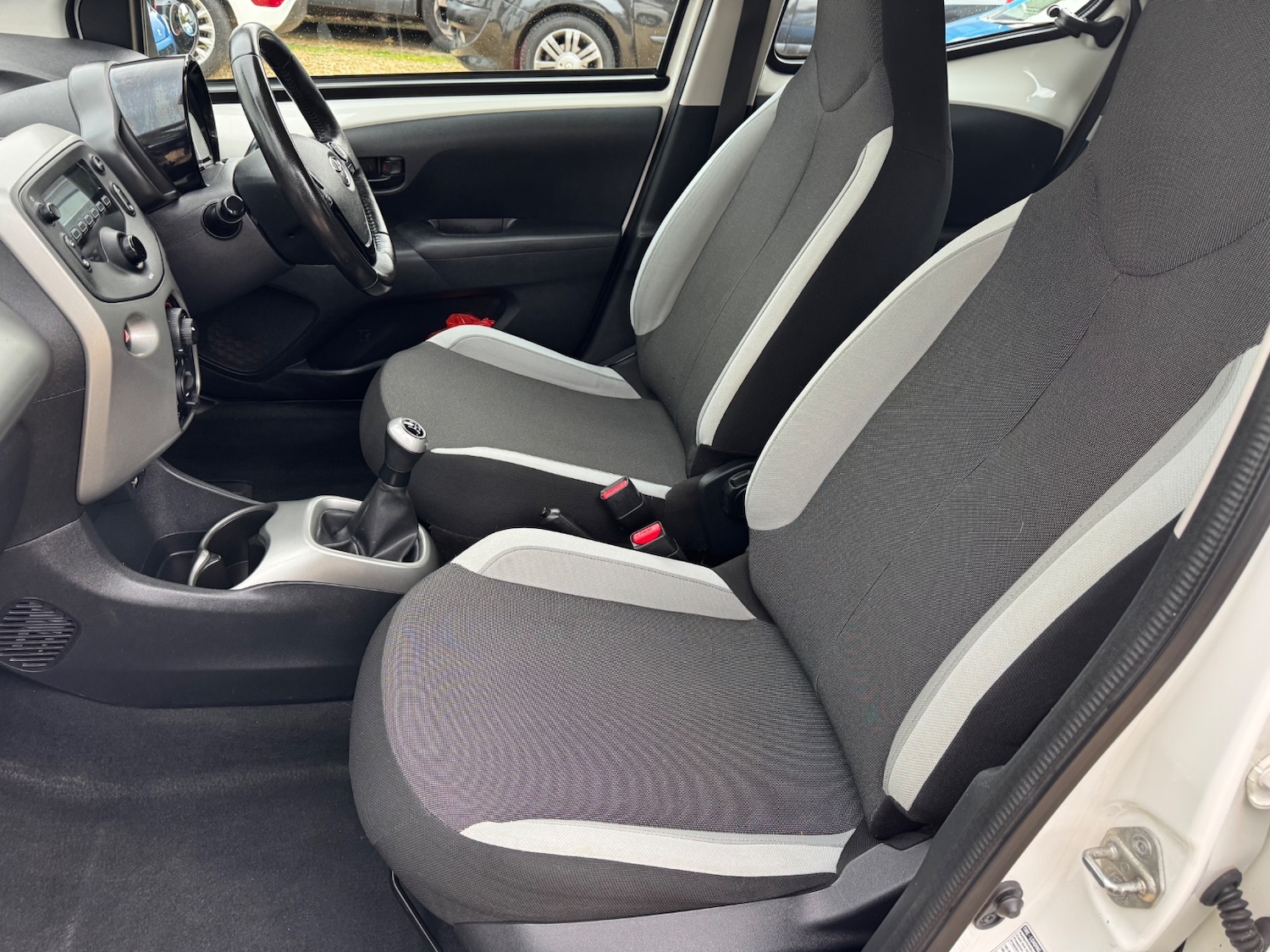 Used Toyota AYGO 2015 for sale - 76454802: Photo 20