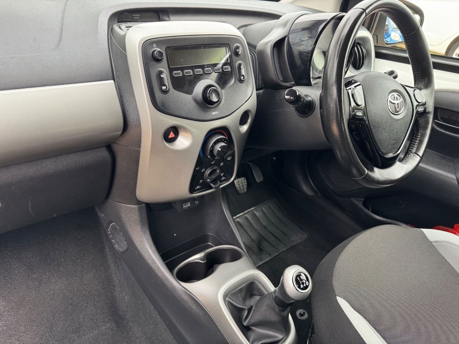 Used Toyota AYGO 2015 for sale - 76454802: Photo 21