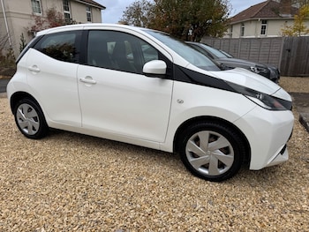 Used Toyota AYGO 2015 for sale - 76454802: Photo