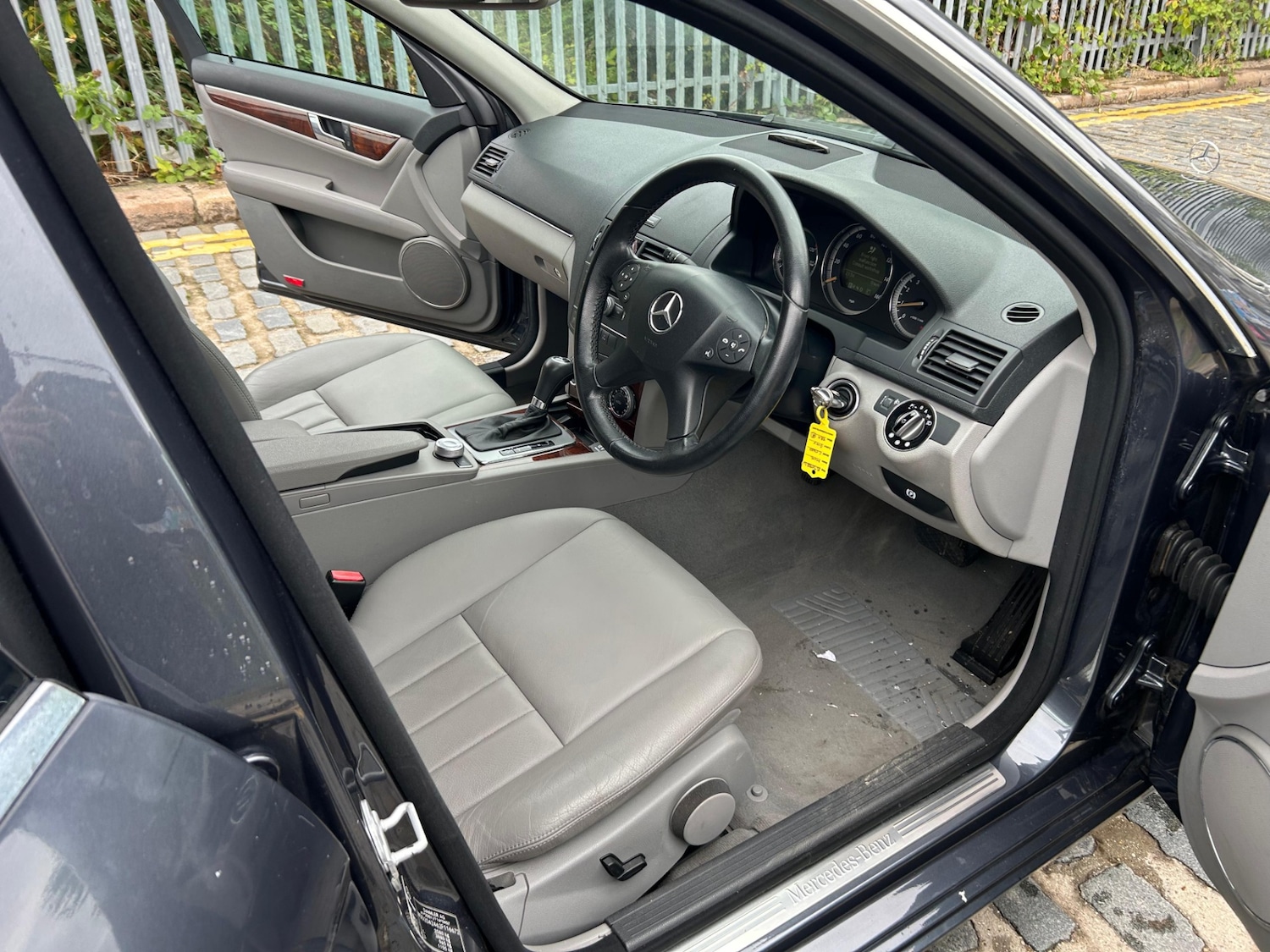 Used Mercedes-Benz C-Class 2008 for sale - 75762212: Photo 15