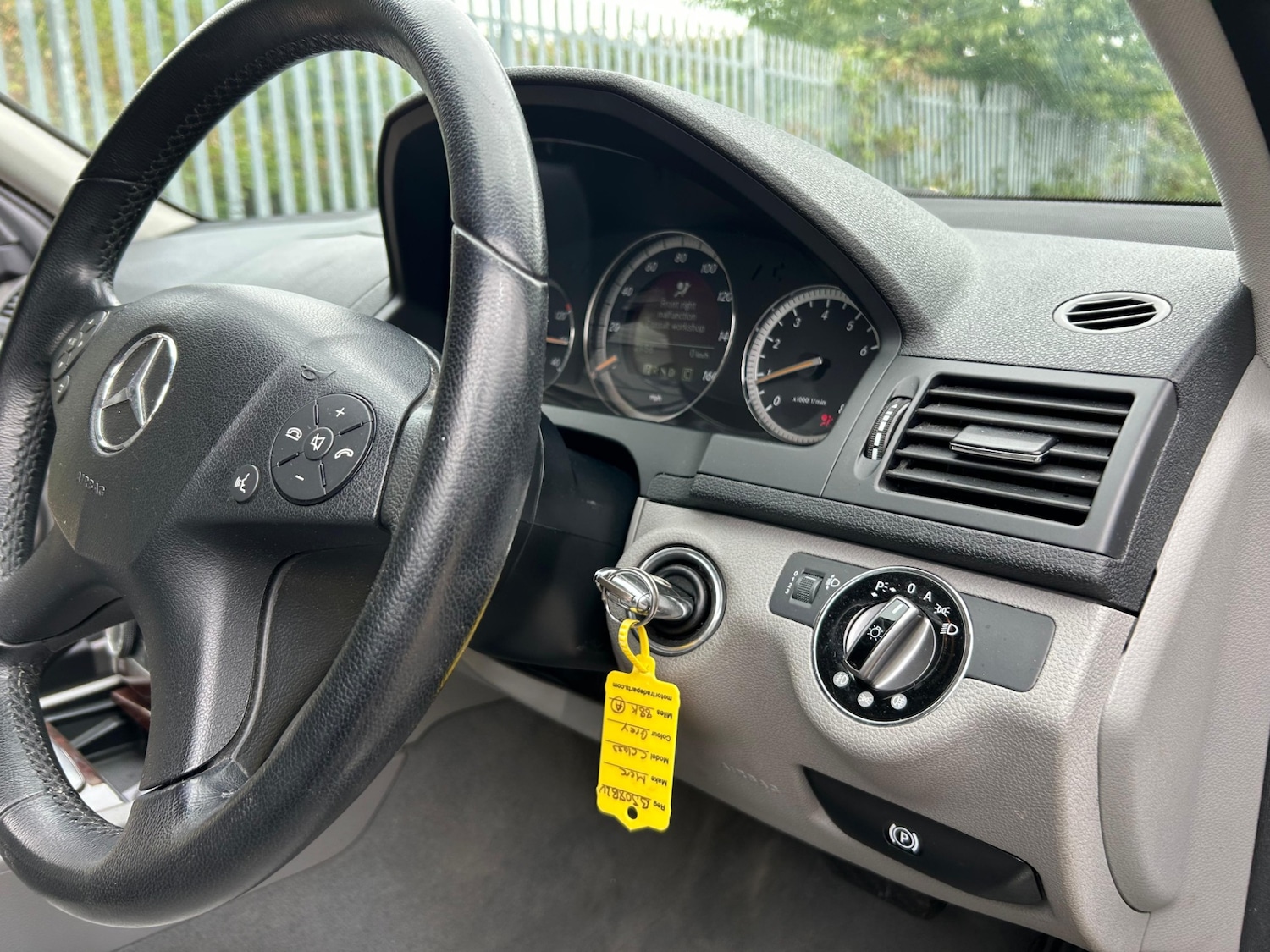 Used Mercedes-Benz C-Class 2008 for sale - 75762212: Photo 22