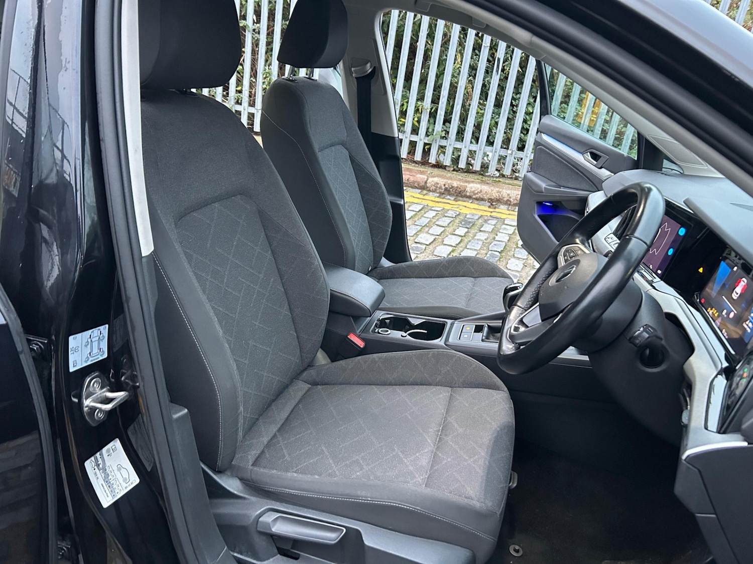 Used Volkswagen Golf 2022 for sale - 76687380: Photo 17