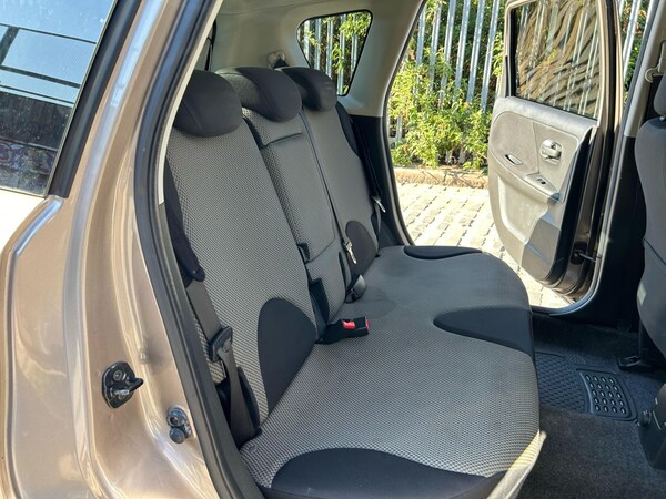 Used Nissan Note 2011 for sale - 74357376: Photo 21