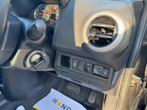Used Nissan Note 2010 for sale - 74036335: Photo 32