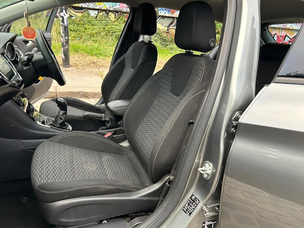 Used Vauxhall Astra 2017 for sale - 76041549: Photo 12
